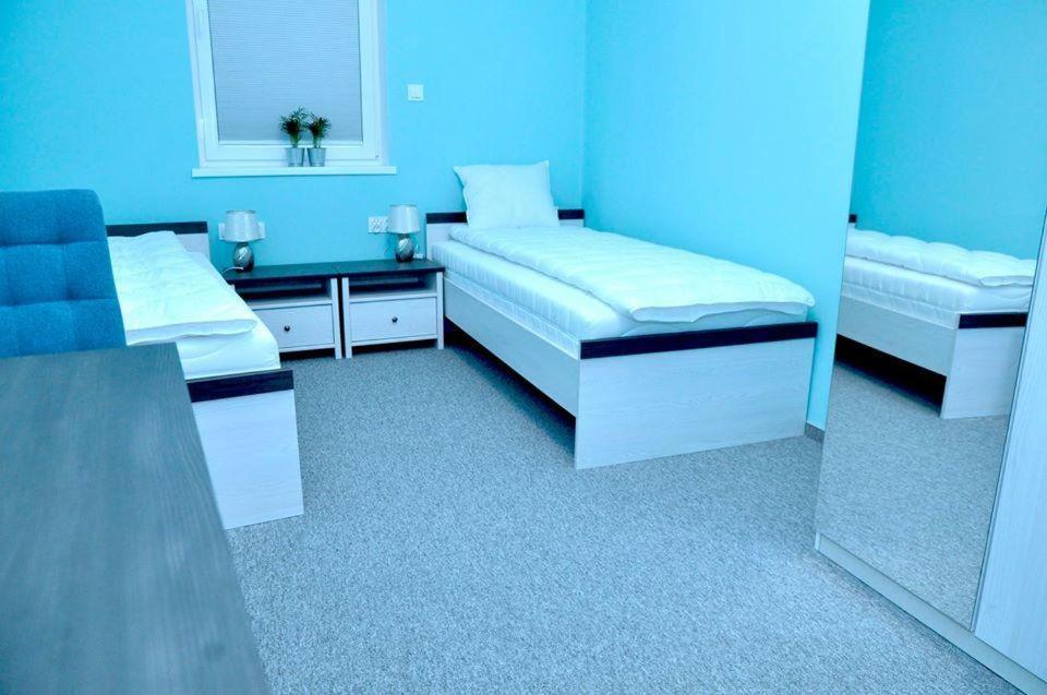 Pokoje, Apartamenty, Restauracja Marcus Oborniki Esterno foto